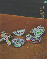 TMKK Complexcon Pin Set